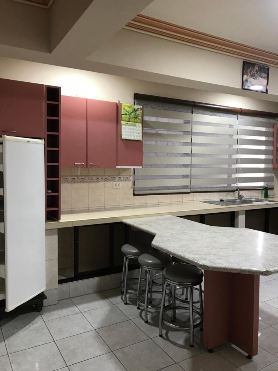 קוצ'במבה Hotel Briston מראה חיצוני תמונה